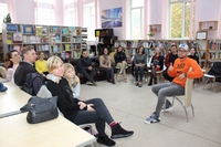 Розмовний клуб з англійської мови з волонтером Віталієм Малієнком